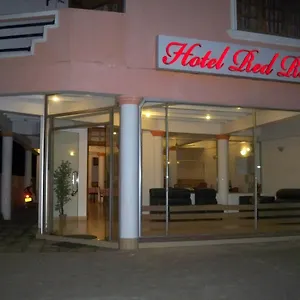  Hotel Red Rose